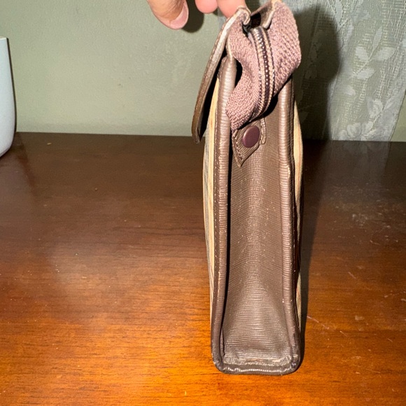 Burberry Vintage 1990s Haymarket Check Clutch Bag - Picture 8 of 16